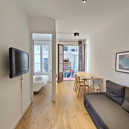 Cozy Apartment In Gracia Barcelona Luaran gambar